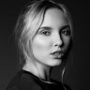 Meet your Posher, Eva